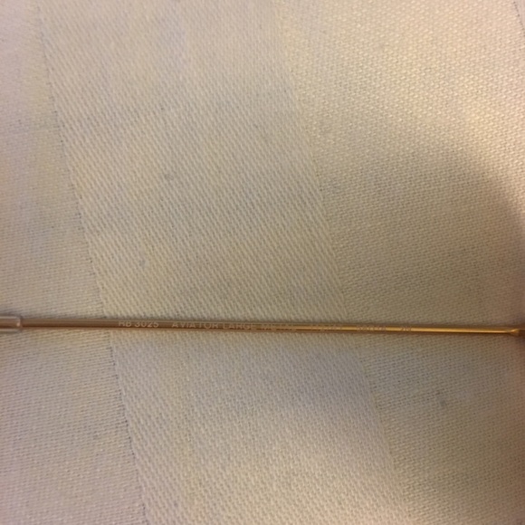 Ray-Ban Sunglasses - Picture 4 of 5